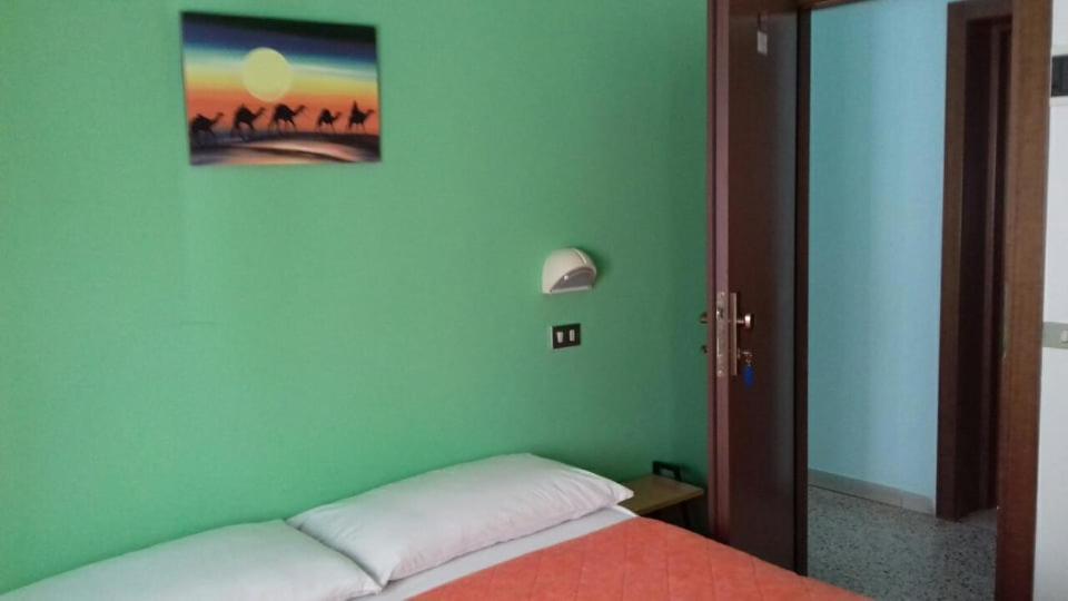Hotel Acapulco Sul Mare San Mauro Mare エクステリア 写真